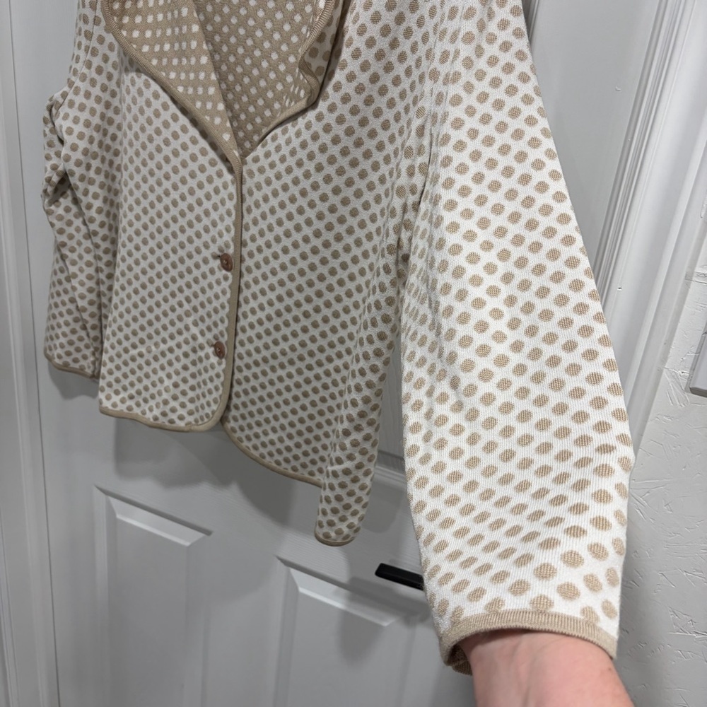 Lucia Cream and Tan Patterned Button-Up Long Sleeve Cardigan - Picture 3 of 9